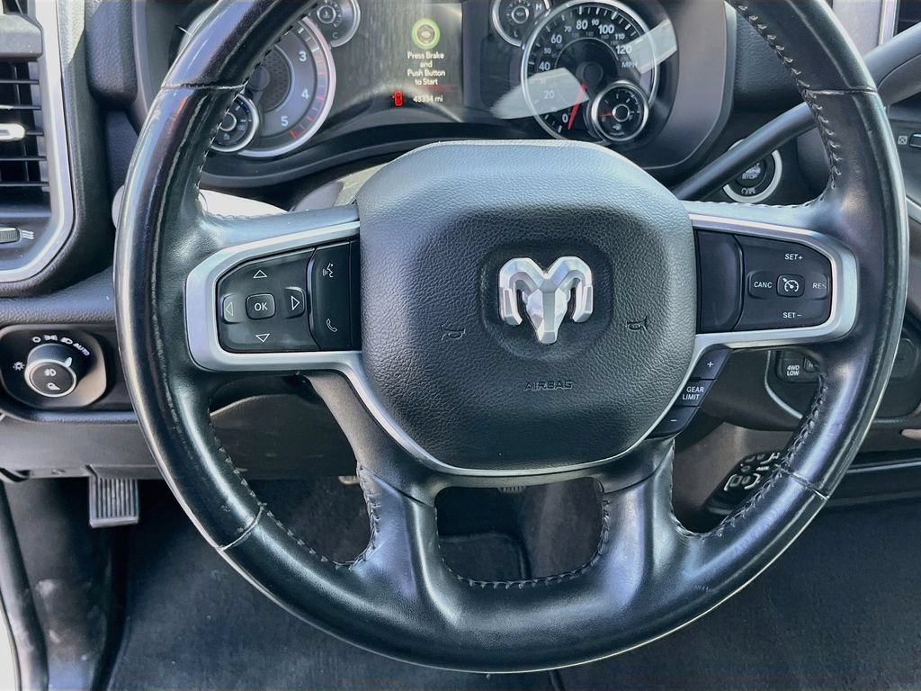 Used 2024 RAM 2500 Big Horn AWD/4WD image 11