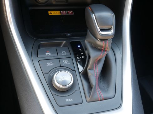 Used 2025 Toyota RAV4 XSE w/ Weather Package AWD/4WD image 24