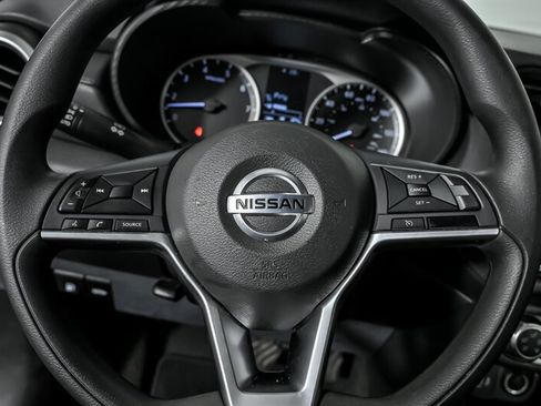 Used 2021 Nissan Versa S image 23