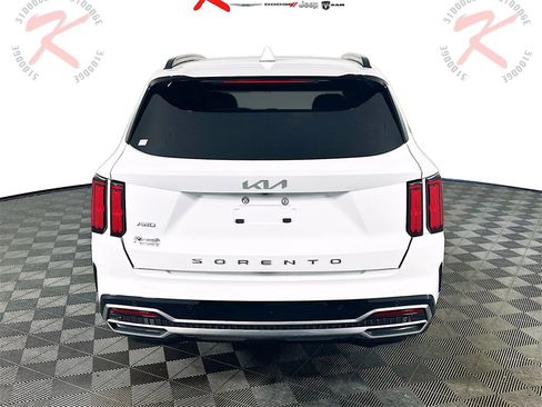 Used 2022 Kia Sorento SX image 6