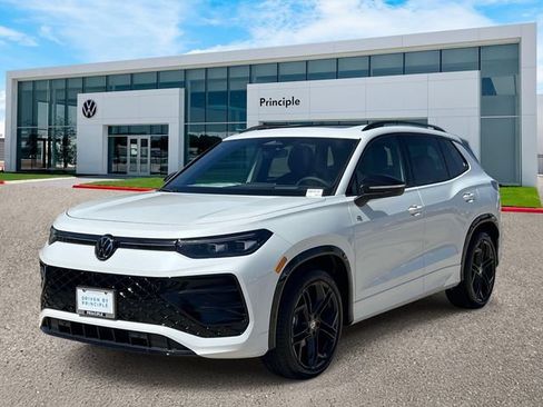 New 2026 Volkswagen Tiguan SE R-Line FWD image 1