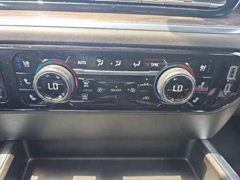 Certified 2023 Chevrolet Silverado 1500 LTZ w/ LTZ Premium Package AWD/4WD image 22