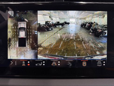 New 2026 GMC Sierra 3500 AT4 AWD/4WD image 19
