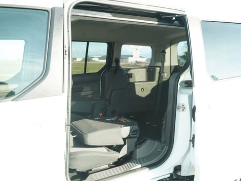 Used 2021 Ford Transit Connect XLT FWD image 14