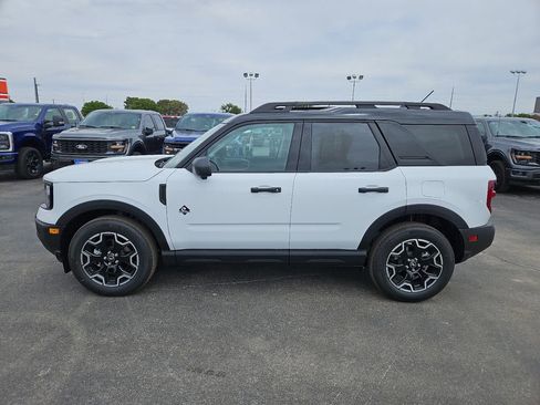 New 2026 Ford Bronco Sport Outer Banks AWD/4WD image 7