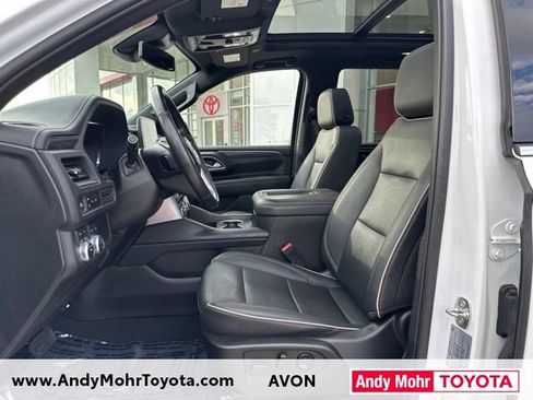 Used 2023 GMC Yukon SLT AWD/4WD image 11