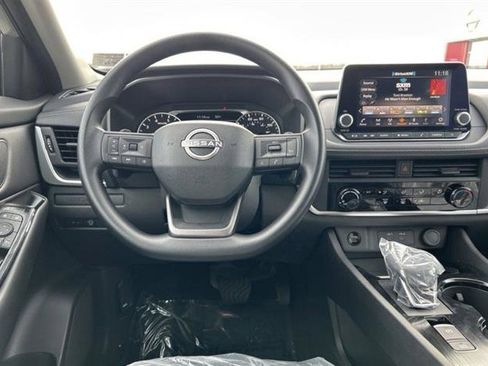 Certified 2025 Nissan Rogue S AWD/4WD image 21