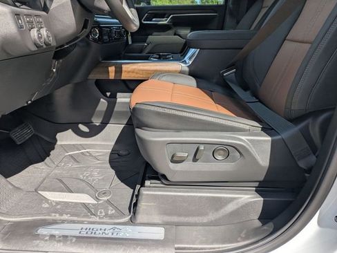 New 2026 Chevrolet Silverado 3500 High Country w/ Technology Package AWD/4WD image 11
