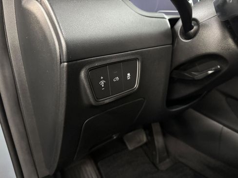 Used 2023 Hyundai Santa Cruz Limited image 21