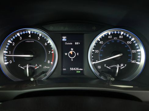 Used 2017 Toyota Highlander Limited FWD image 27