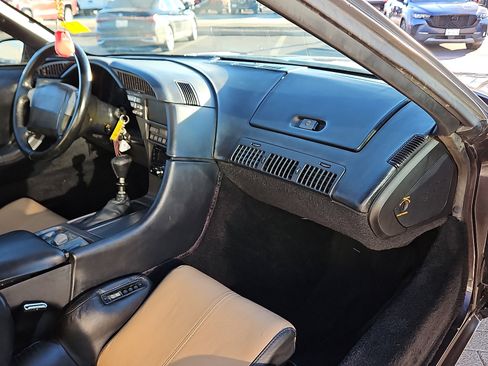 Used 1991 Chevrolet Corvette image 13