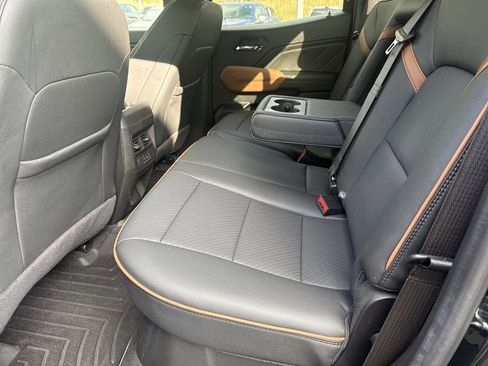 Used 2024 GMC Canyon AT4 w/ AT4 Premium Package image 26