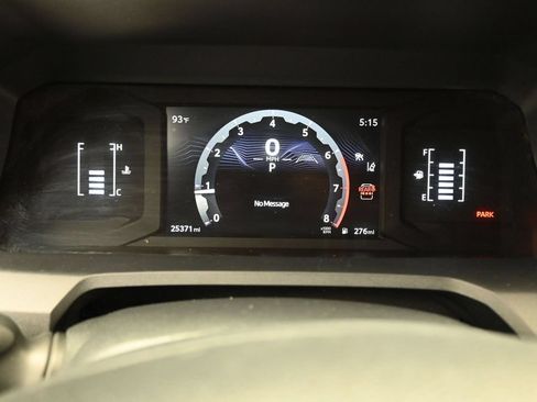 Used 2025 Toyota 4Runner SR5 AWD/4WD image 16