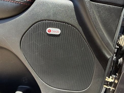 Used 2018 Dodge Durango R/T RWD image 16