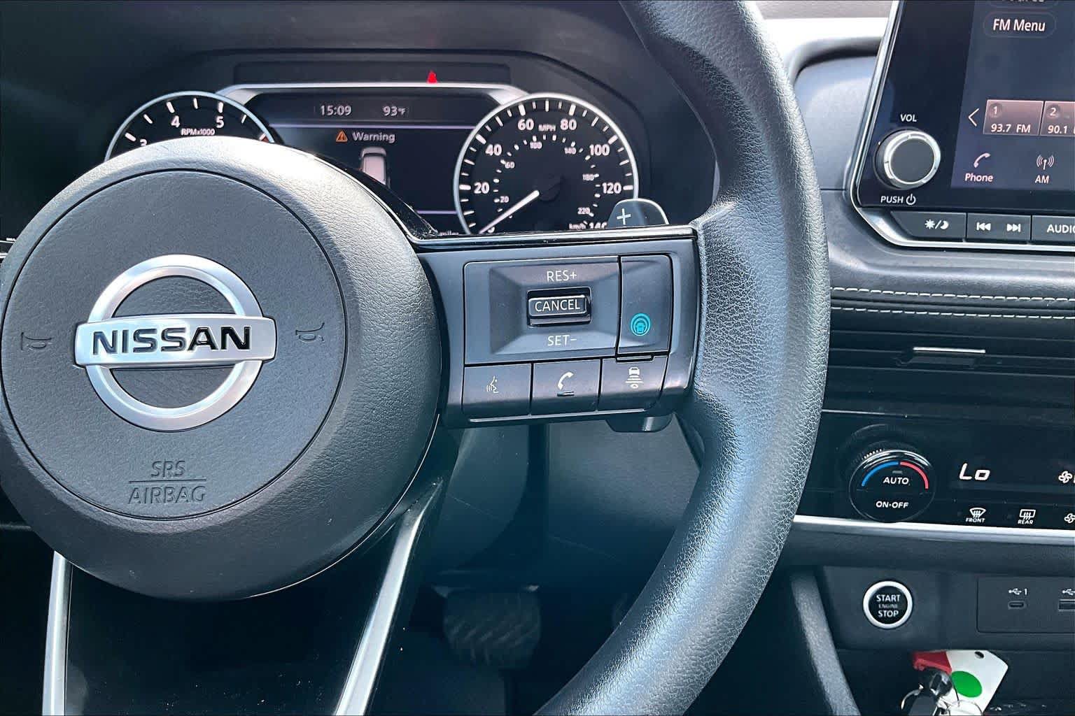 Used 2021 Nissan Rogue SV AWD/4WD image 25