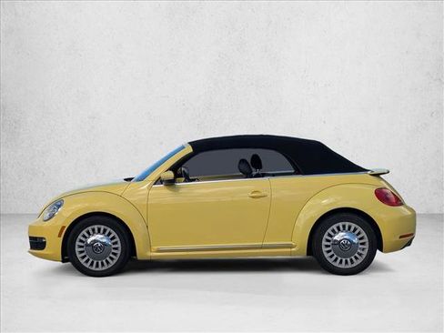 Used 2013 Volkswagen Beetle 2.5 image 8