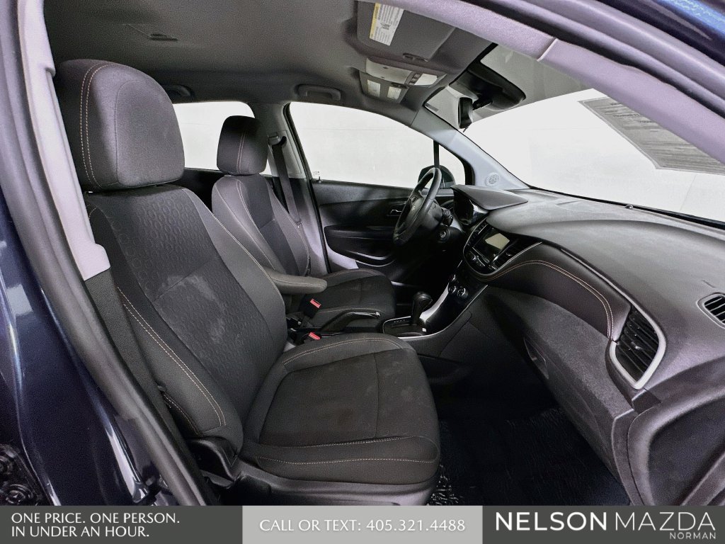 Used 2018 Chevrolet Trax LS w/ Fleet Convenience Package FWD image 26