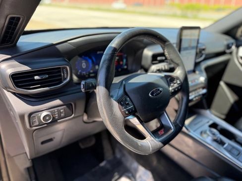 Used 2020 Ford Explorer ST w/ Premium Technology Package AWD/4WD image 21