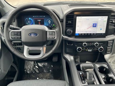 New 2025 Ford F150 Lightning XLT image 13