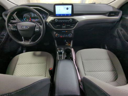 Used 2021 Ford Escape SE w/ Cold Weather Package image 18