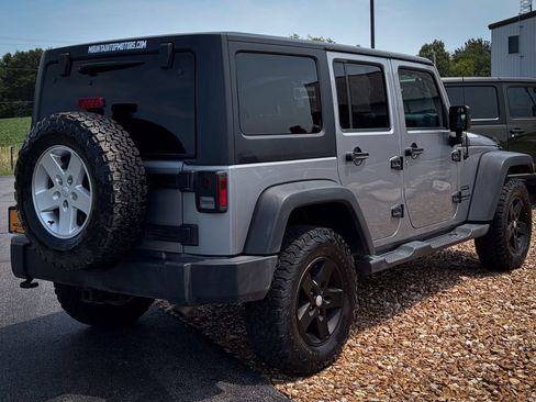 Used 2017 Jeep Wrangler Unlimited Sport w/ Quick Order Package 24S AWD/4WD image 26