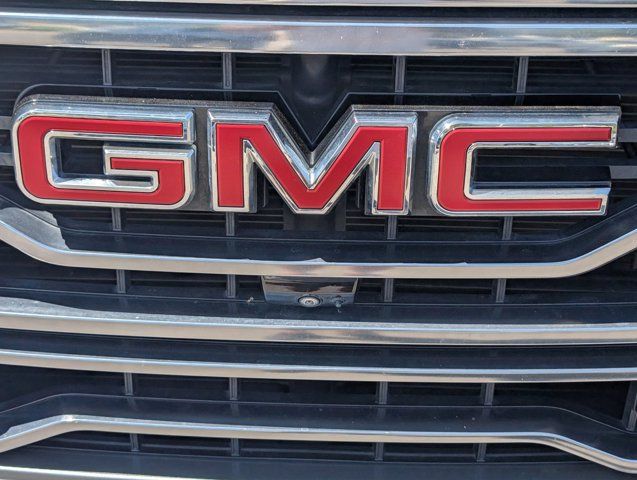 Used 2023 GMC Sierra 1500 AT4 w/ AT4 Premium Package AWD/4WD image 3