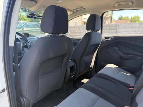 Used 2014 Ford Escape SE FWD image 18