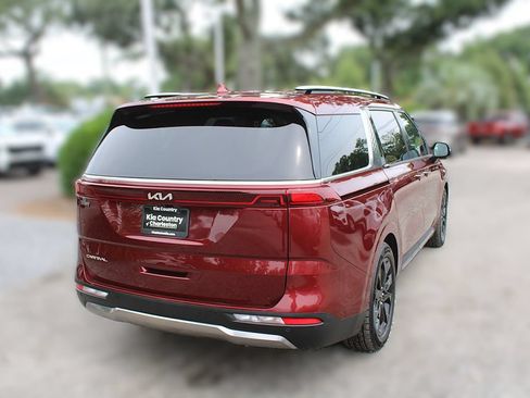 Used 2023 Kia Carnival SX Prestige FWD image 10