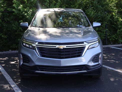 Certified 2024 Chevrolet Equinox LT FWD image 2