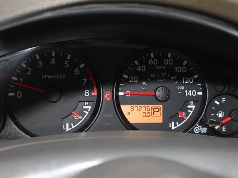 Used 2015 Nissan Frontier SV RWD image 11