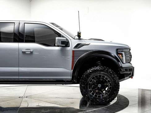 Used 2025 Ford F150 Raptor w/ Equipment Group 803A Raptor R AWD/4WD image 10