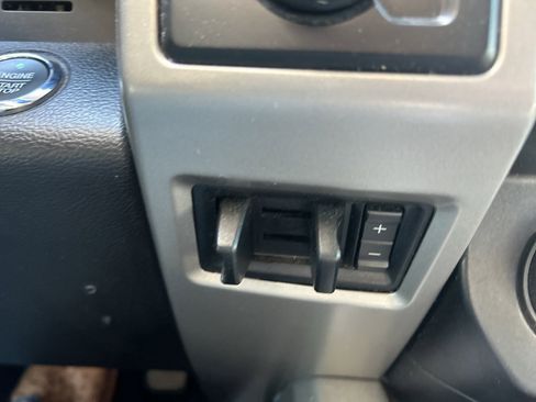 Used 2019 Ford F250 Lariat w/ Lariat Ultimate Package image 34