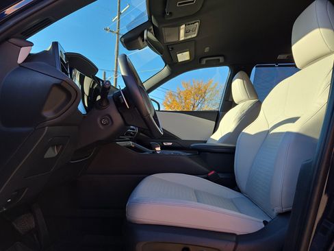 Used 2024 Lexus TX 350 AWD image 16