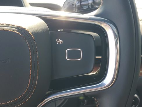 New 2026 Lincoln Navigator L Black Label AWD/4WD image 18