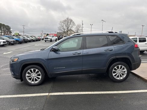 Used 2021 Jeep Cherokee Latitude image 8