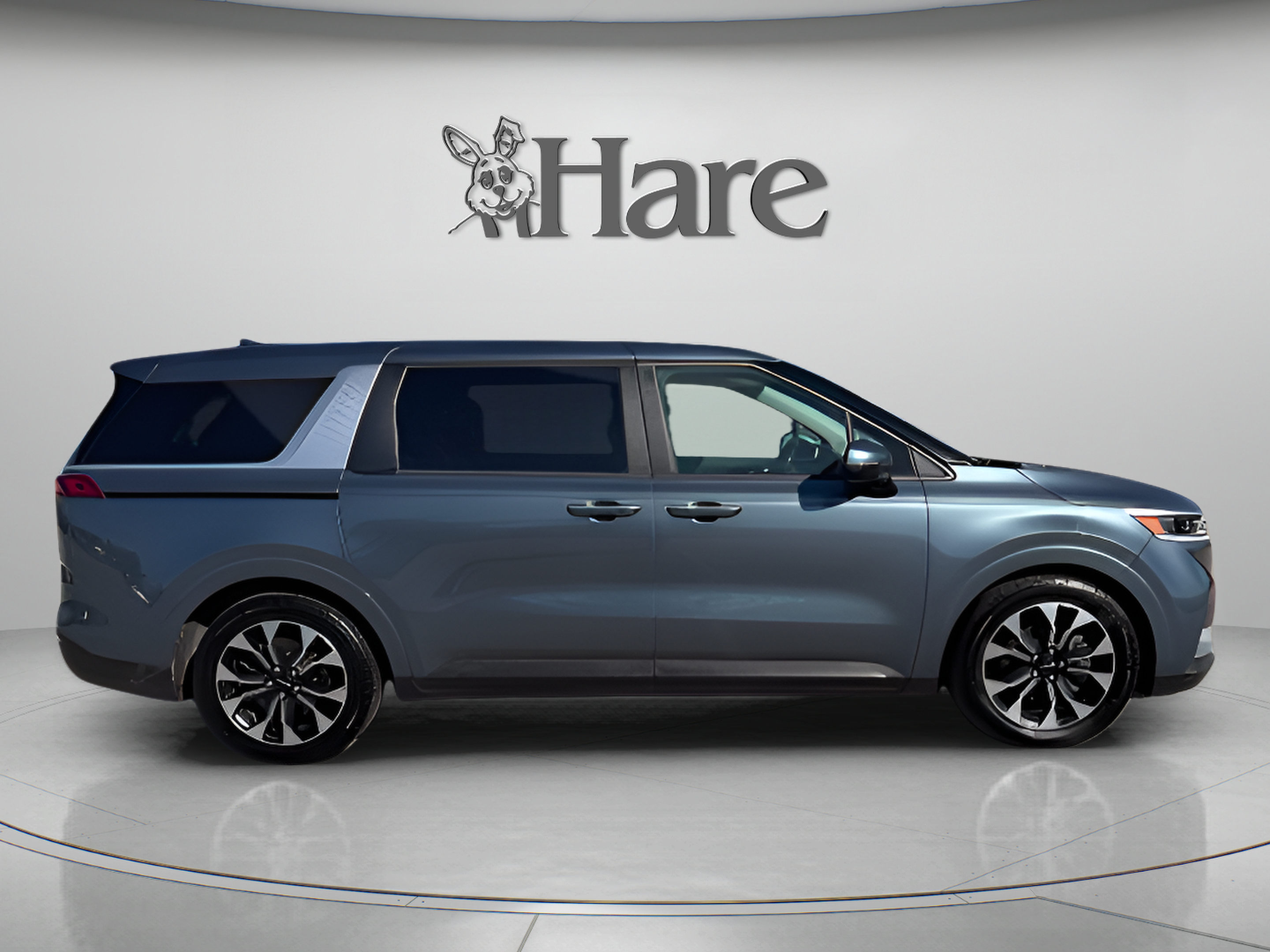 Used 2022 Kia Carnival EX FWD image 6
