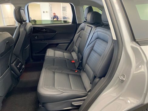 New 2026 Lincoln Nautilus Reserve w/ Jet Appearance Package image 9