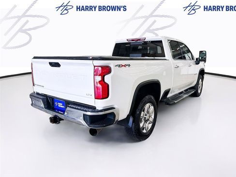 Used 2020 Chevrolet Silverado 3500 LTZ w/ LTZ Premium Package AWD/4WD image 10