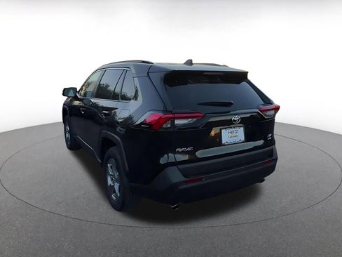 Used 2025 Toyota RAV4 XLE image 11