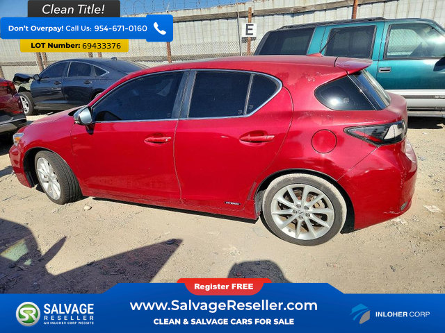 Used 2011 Lexus CT 200h Premium w/ Premium Audio Pkg FWD image 3