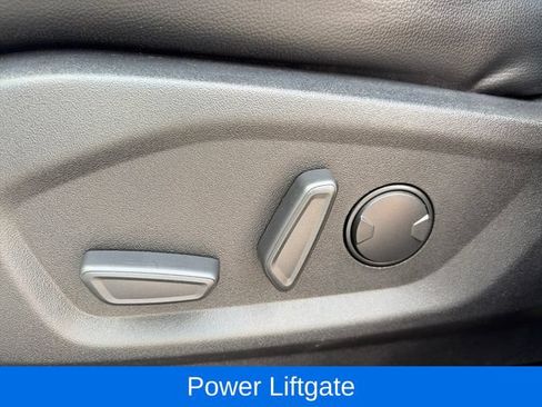 Used 2024 Ford Edge SEL w/ Convenience Package AWD/4WD image 17
