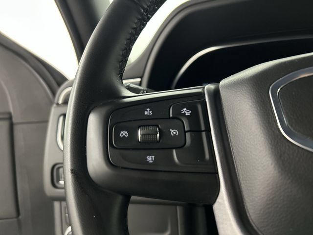 Used 2024 GMC Yukon XL SLT AWD/4WD image 12