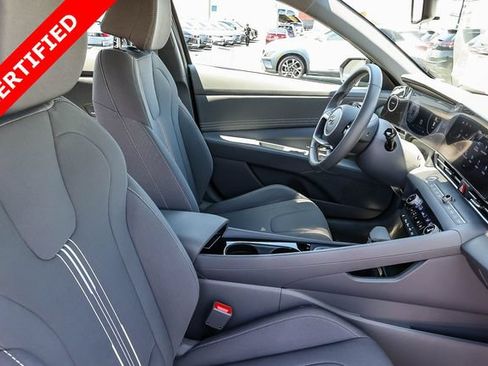 Certified 2023 Hyundai Elantra SEL w/ Convenience Package FWD image 19