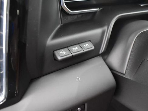 Used 2023 GMC Sierra 1500 Denali Ultimate image 17