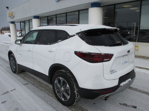 Used 2024 Chevrolet Blazer LT w/ Convenience Package image 3