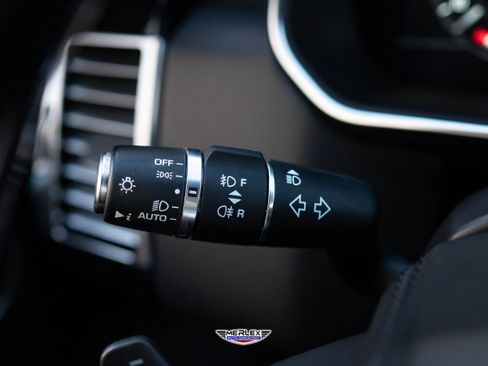 Used 2020 Land Rover Range Rover HSE image 30