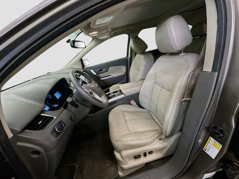 Used 2014 Ford Edge SEL w/ Equipment Group 205A AWD/4WD image 13