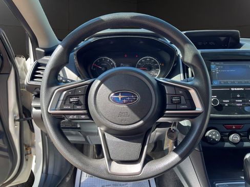 Used 2017 Subaru Impreza 2.0i AWD/4WD image 10