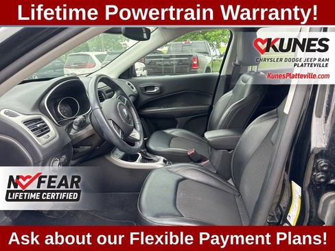 Used 2019 Jeep Compass Latitude w/ Popular Equipment Group FWD image 11
