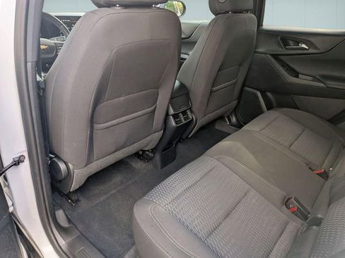 Used 2025 Chevrolet Equinox LT FWD image 21